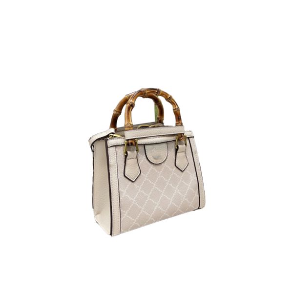 white gucs cies tote bag bamboohandbag hand-held single shoulder diagonal multi-purpose boston pillow bags metal plating
white gucs cies tote bag bamboohandbag hand-held single shoulder diagonal multi-purpose boston pillow bags metal plating