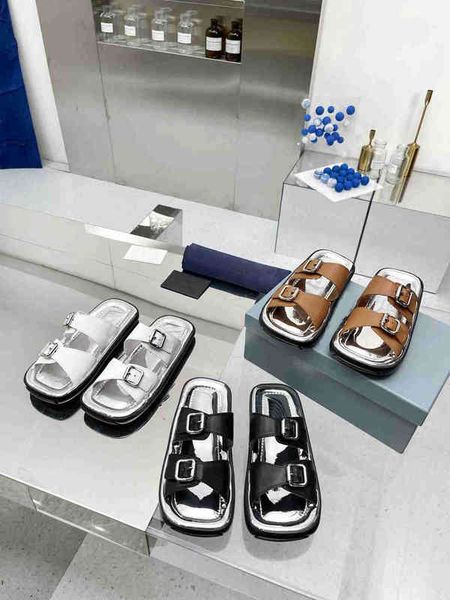 sandals in women's casual flat button sandals fashionable slippers silver wearable brown black white breathable and cool
sandals in women's casual flat button sandals fashionable slippers silver wearable brown black white breathable and cool