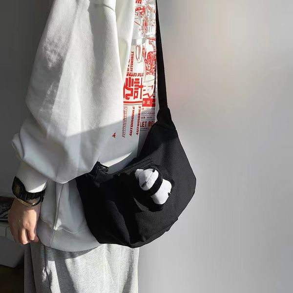 fashion nylon leisure large capacity oblique shoulder bag chest bags men and women are available
fashion nylon leisure large capacity oblique shoulder bag chest bags men and women are available