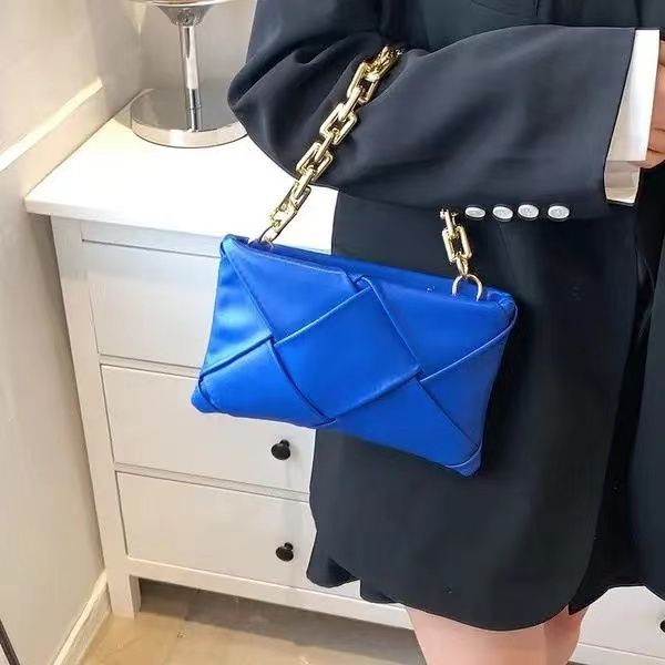 hbp luxury chain cross body bags lady green designer handbags saddle hobo messenger bags fashion shoulder bags lady leather underarm bag wom
hbp luxury chain cross body bags lady green designer handbags saddle hobo messenger bags fashion shoulder bags lady leather underarm bag wom