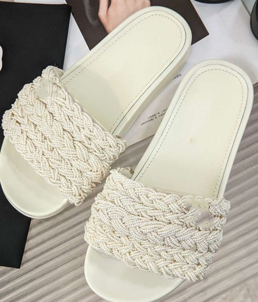 summer little fragrance pearl flat slippers outside wearing open toe word holiday girl, Black
summer little fragrance pearl flat slippers outside wearing open toe word holiday girl, Black