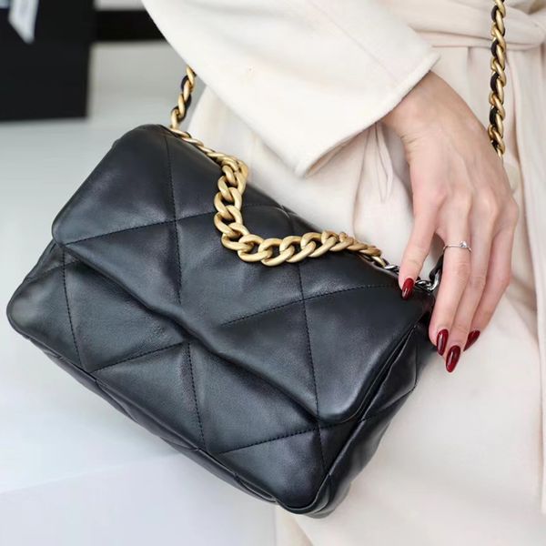original quality 26cm sheepskin designer cross body bag women shoulder handbag luxuries designers classic diamond lattice flap bags as1160 w
original quality 26cm sheepskin designer cross body bag women shoulder handbag luxuries designers classic diamond lattice flap bags as1160 w