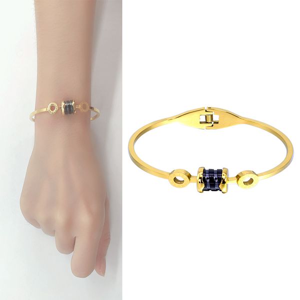 lover bracelets for women gold color cuff bangles roman numeral design stainless steel female wedding brand charm bracelet jewelry gift cust, Black
lover bracelets for women gold color cuff bangles roman numeral design stainless steel female wedding brand charm bracelet jewelry gift cust, Black