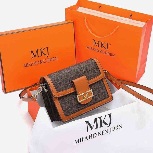 hong kong xiaofang bag 2022 women's foreign style hand versatile one shoulder menger
hong kong xiaofang bag 2022 women's foreign style hand versatile one shoulder menger