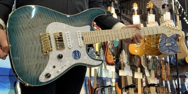 bacchus handmade empire -seaform green burst- #gg473 electric guitar
bacchus handmade empire -seaform green burst- #gg473 electric guitar