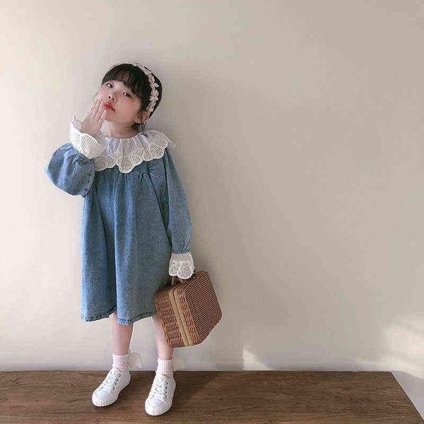 girl's sweet princess dress autumn flower lace children long-sleeved doll collar casual denim dress baby kids clothing l220715, Red;yellow
girl's sweet princess dress autumn flower lace children long-sleeved doll collar casual denim dress baby kids clothing l220715, Red;yellow