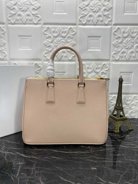 new women's saffiano leather tote removable adjustable strap one shoulder crossbody bag 1ba274 designer luxury messenger bags killer ba
new women's saffiano leather tote removable adjustable strap one shoulder crossbody bag 1ba274 designer luxury messenger bags killer ba