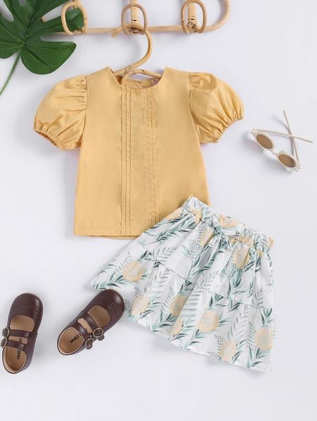 little girl's bubble sleeve t-shirt and printed front bow ruffle skirt she, White
little girl's bubble sleeve t-shirt and printed front bow ruffle skirt she, White