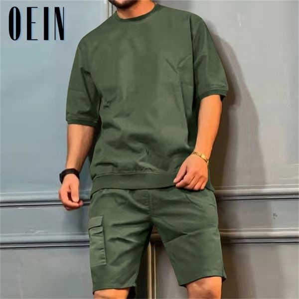 summer mens tracksuit solid 2 piece set casual tee cargo shorts sets fashion loose sport jogging suit clothing 220624, Gray
summer mens tracksuit solid 2 piece set casual tee cargo shorts sets fashion loose sport jogging suit clothing 220624, Gray