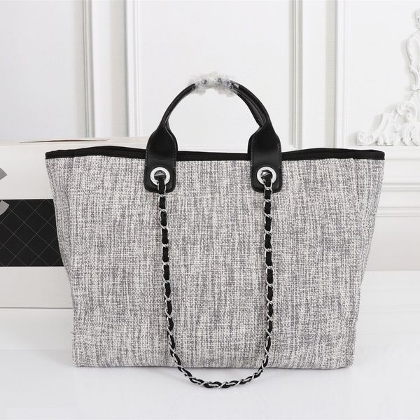 designer handbags shoulder chain bags clutches flap pockets wallets plaid velvet thread two letters solid buckle waist square stripes women&
designer handbags shoulder chain bags clutches flap pockets wallets plaid velvet thread two letters solid buckle waist square stripes women&