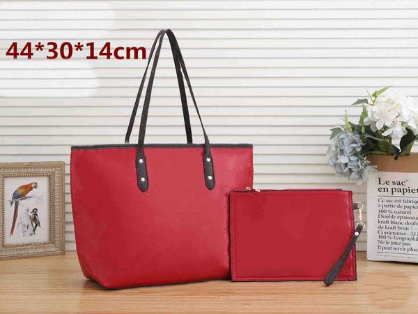 women 2 piece set bags designers composite package embossing handbags tote crossbody woman pu leather shoulder clutch purse shopping messeng
women 2 piece set bags designers composite package embossing handbags tote crossbody woman pu leather shoulder clutch purse shopping messeng