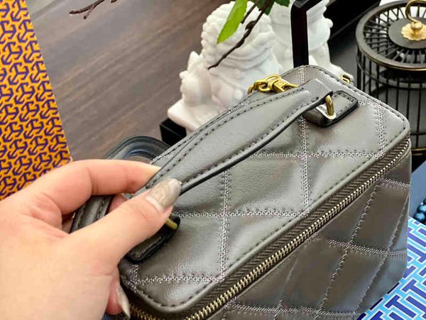 shoulder bags luxury tote print women's box white handbag brown leather designer crossbody female purse cosmetic 220324
shoulder bags luxury tote print women's box white handbag brown leather designer crossbody female purse cosmetic 220324