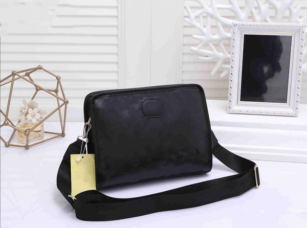 men messenger shoulder bag briefcase pouches leather cross body satchels classic luxurys designers tote handbags wallet totes bags crossbody
men messenger shoulder bag briefcase pouches leather cross body satchels classic luxurys designers tote handbags wallet totes bags crossbody