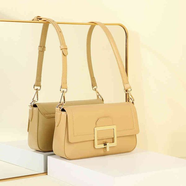 factory direct sales small bag with design women's 2022 new versatile high-level sense of style fashion messenger chain ladies crossbod
factory direct sales small bag with design women's 2022 new versatile high-level sense of style fashion messenger chain ladies crossbod