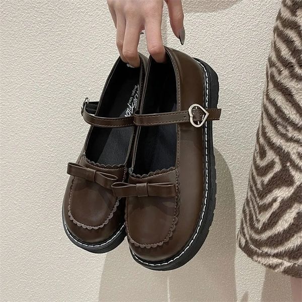 gothic lolita bowknot heart mary jane shoes women cute kawaii chunky platform flats fashion designer buckle strap leather shoes 220513, Black 
gothic lolita bowknot heart mary jane shoes women cute kawaii chunky platform flats fashion designer buckle strap leather shoes 220513, Black