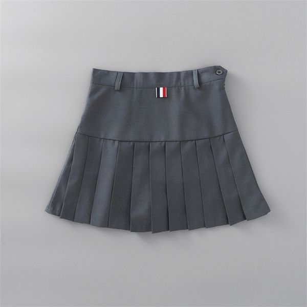 71% off 2022 new trendy men's women's clothing half pleated tb college style spring summer short irregular high waist anti light t, Black;gray
71% off 2022 new trendy men's women's clothing half pleated tb college style spring summer short irregular high waist anti light t, Black;gray