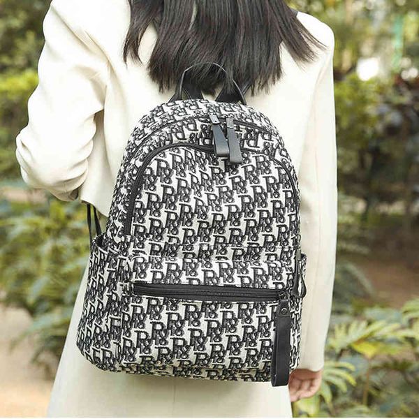 backpack women new niche design bag versatile schoolbag large capacity canvas backpack, Red;black
backpack women new niche design bag versatile schoolbag large capacity canvas backpack, Red;black