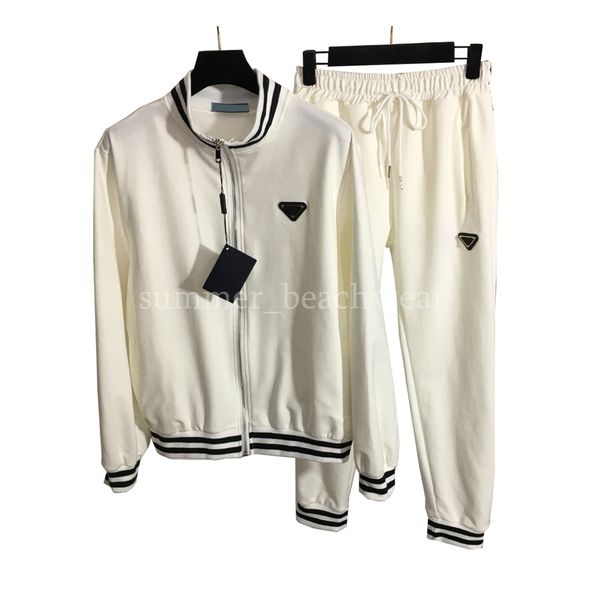 women casual outdoor tracksuits triangle badge decoration tracksuit long sleeve zipper jacket solid color loose pants, Gray
women casual outdoor tracksuits triangle badge decoration tracksuit long sleeve zipper jacket solid color loose pants, Gray