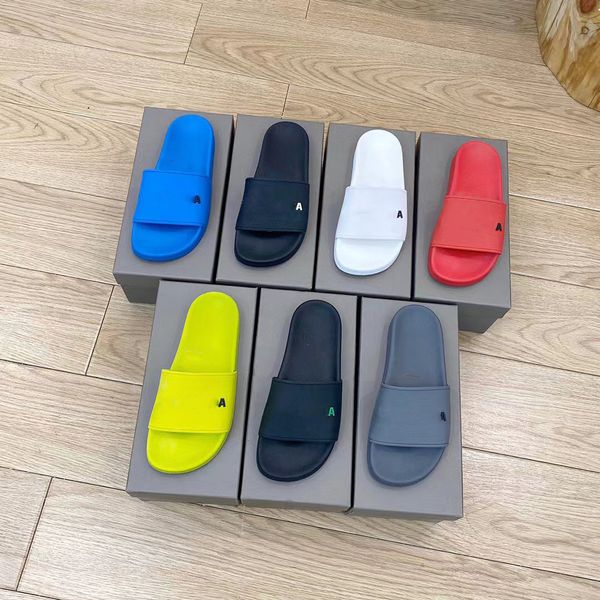 2022 dazzling rubber slippers designer ladies ladies wear summer beach casual flat slipper sandals slide, Black
2022 dazzling rubber slippers designer ladies ladies wear summer beach casual flat slipper sandals slide, Black
