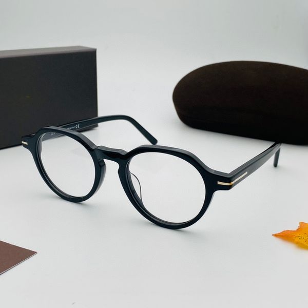 womens eyeglasses frame clear lens men sun gasses fashion style protects eyes uv400 with case 5726, Silver
womens eyeglasses frame clear lens men sun gasses fashion style protects eyes uv400 with case 5726, Silver