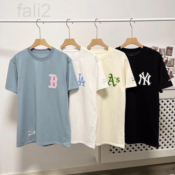 women's t-shirt designer 2022 summer new men's and women's casual round neck small fresh printed cashew blossom loose t-shirt, White
women's t-shirt designer 2022 summer new men's and women's casual round neck small fresh printed cashew blossom loose t-shirt, White