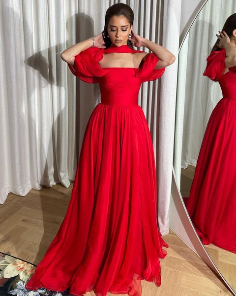 red chiffon a line long elegant dresses women wear for evening 2023 new style neckline zipper back prom formal party gowns, Black;red
red chiffon a line long elegant dresses women wear for evening 2023 new style neckline zipper back prom formal party gowns, Black;red