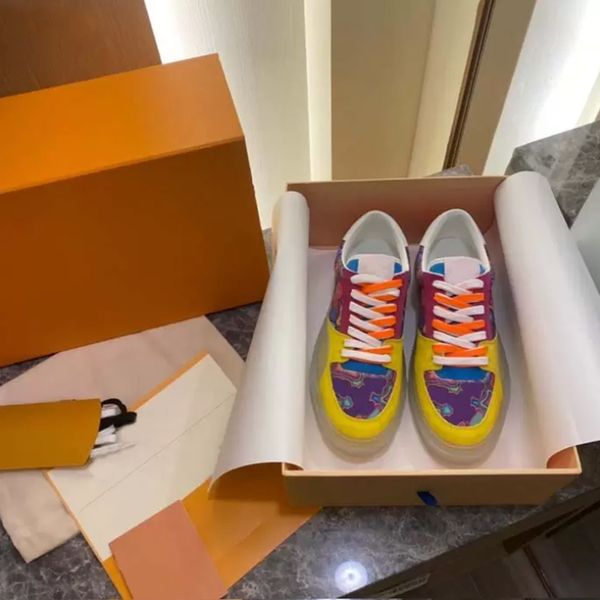 fashion leather man women shoe handmade multicolor gradient technical sneakers luxurys designers shoes trainers, Black
fashion leather man women shoe handmade multicolor gradient technical sneakers luxurys designers shoes trainers, Black