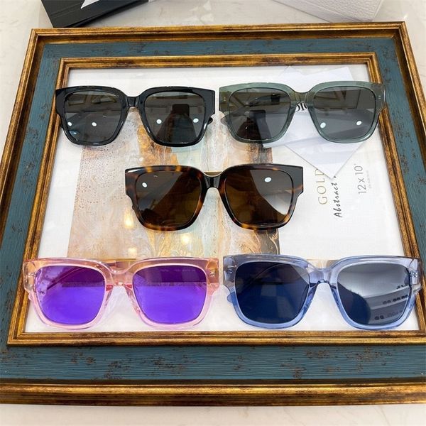 22% off 2022 luxury fashion design high version sunglasses women's new family plate square glasses net red street pgraphy of the same a, White;black
22% off 2022 luxury fashion design high version sunglasses women's new family plate square glasses net red street pgraphy of the same a, White;black