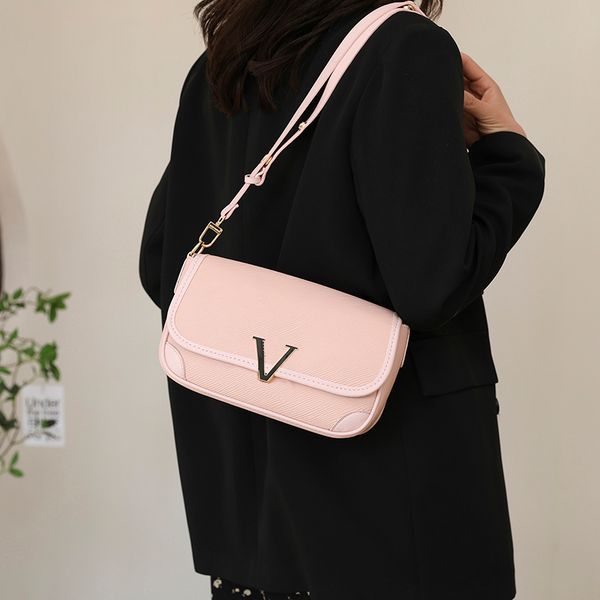 totes bags women large capacity handbags women shoulder messenger bag female 2022fashion daily lady elegant
totes bags women large capacity handbags women shoulder messenger bag female 2022fashion daily lady elegant