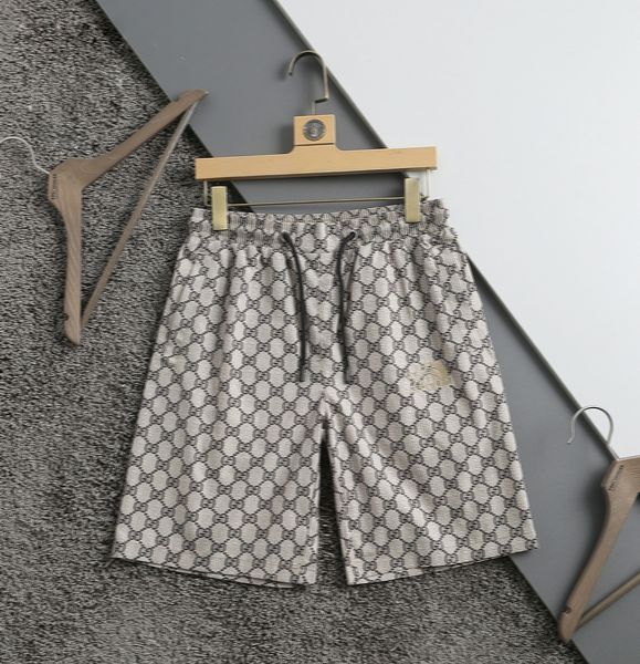 designer shorts 22ss mens summer fashion casual swimming male streetwear clothing letters printed board beach pants men s swim short 08, White;black
designer shorts 22ss mens summer fashion casual swimming male streetwear clothing letters printed board beach pants men s swim short 08, White;black