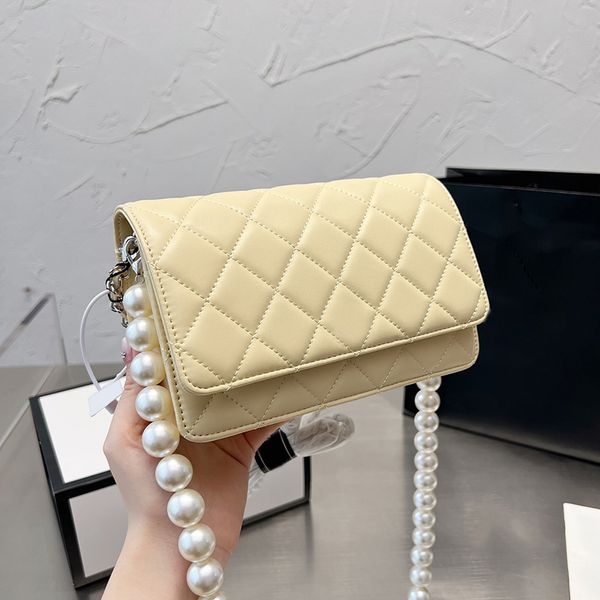 22p classic mini flap lambskin quilted bags pearl chain purse wallet with silver metal crossbody shoulder handbags 20cm
22p classic mini flap lambskin quilted bags pearl chain purse wallet with silver metal crossbody shoulder handbags 20cm