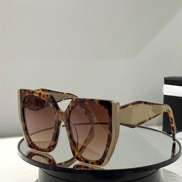 15ws mens sunglasses for women men sun glasses fashion style protects eyes uv400 lens with case255i, White;black
15ws mens sunglasses for women men sun glasses fashion style protects eyes uv400 lens with case255i, White;black