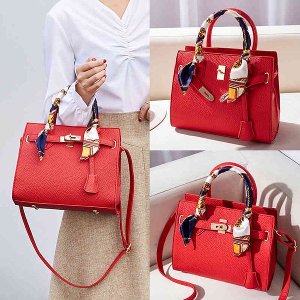 t emma bag women' autumn winter new large capacity red ingle houlder diagonal traddle women birkins have
t emma bag women' autumn winter new large capacity red ingle houlder diagonal traddle women birkins have
