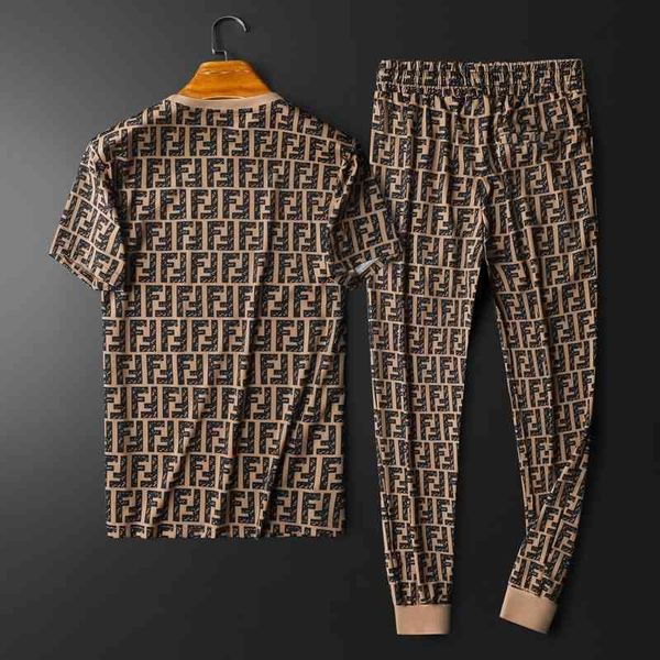 men's sports fashion trend brand clothing 2022 summer new printed short sleeve t-shirt casual pants set, Gray
men's sports fashion trend brand clothing 2022 summer new printed short sleeve t-shirt casual pants set, Gray