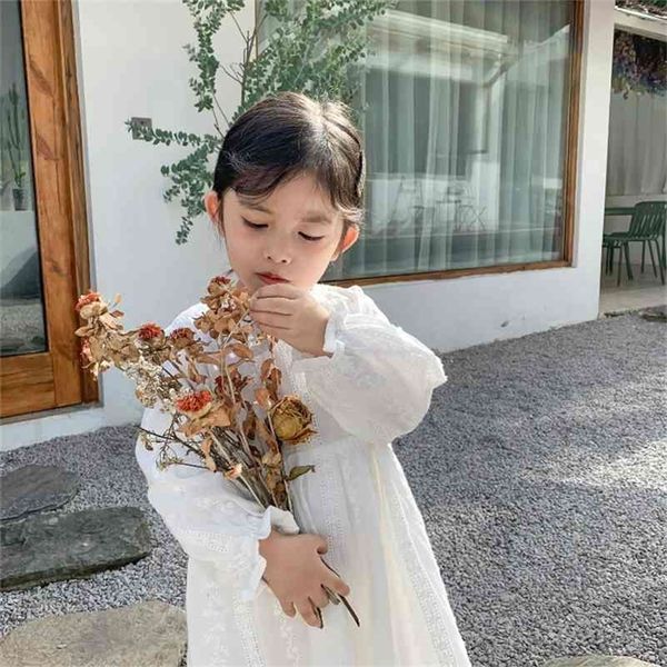 spring cute girls cotton lace princess dress baby girl white embroidery dress for party girl long sleeve dresses 1-5y 210329, Red;yellow
spring cute girls cotton lace princess dress baby girl white embroidery dress for party girl long sleeve dresses 1-5y 210329, Red;yellow