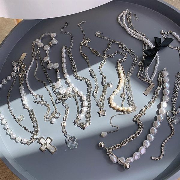 chokers 2022 vintage pearls choker butterfly cross love hollow flower rhinestone double layer metal necklace for women, Golden;silver
chokers 2022 vintage pearls choker butterfly cross love hollow flower rhinestone double layer metal necklace for women, Golden;silver