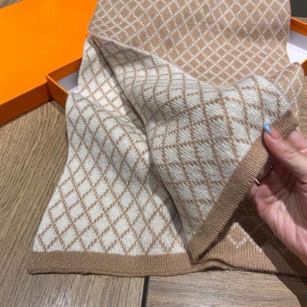 classic male color matching fashion simple men's scarf exquisite plaid gray scarf210e, Blue;gray
classic male color matching fashion simple men's scarf exquisite plaid gray scarf210e, Blue;gray
