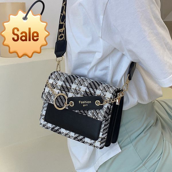 small bag 2022 new fashion popular broadband shoulder brand ladies s luxury s 
small bag 2022 new fashion popular broadband shoulder brand ladies s luxury s
