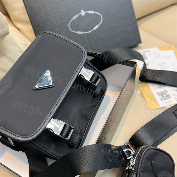 5a handbags men trio messenger bags luxury fashion classic shoulder bag make up bag designer handbag tote men and women inclined shoulder ba
5a handbags men trio messenger bags luxury fashion classic shoulder bag make up bag designer handbag tote men and women inclined shoulder ba