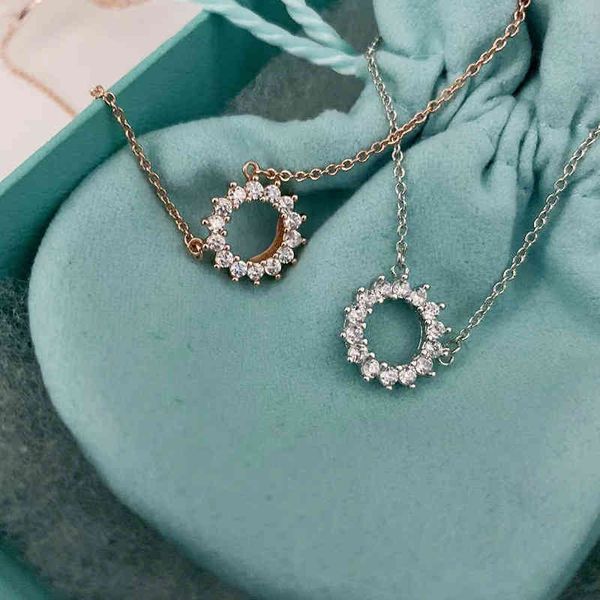 yza8 t home s925 sterling silver simple temperament sunflower zircon necklace women's new fashion style round clavicle chain pendant
yza8 t home s925 sterling silver simple temperament sunflower zircon necklace women's new fashion style round clavicle chain pendant