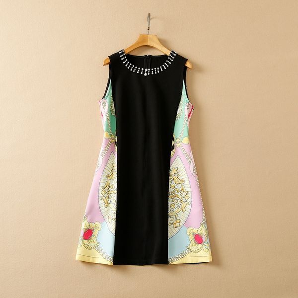 european and american women's wear spring 2022 new sleeveless nail bead round collar royal print stitching fashion slim dress, Black;gray
european and american women's wear spring 2022 new sleeveless nail bead round collar royal print stitching fashion slim dress, Black;gray