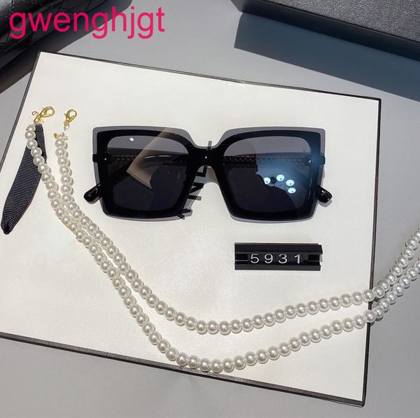 summer famous sunglasses oversized flat ladies sun glasses chain women square frames fashion designer with packaging boxes, White;black
summer famous sunglasses oversized flat ladies sun glasses chain women square frames fashion designer with packaging boxes, White;black