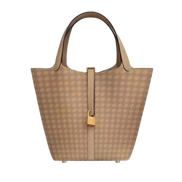 designer classic brand h luxury bag 18cm vegetable basket grey genuine leather fashion
designer classic brand h luxury bag 18cm vegetable basket grey genuine leather fashion