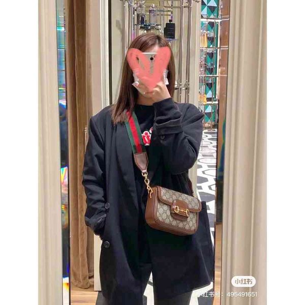 designers mini convenient package type and lighter at phase very can hold this mini, lipstick, mobile p luxury bags, Black;red
designers mini convenient package type and lighter at phase very can hold this mini, lipstick, mobile p luxury bags, Black;red