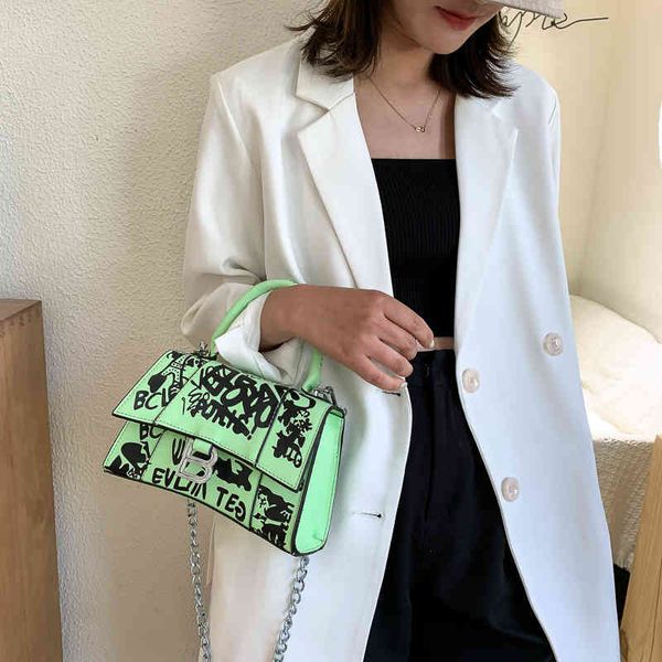 handbags funny graffiti letter 2022 summer texture chain sling one shoulder leisure messenger women's
handbags funny graffiti letter 2022 summer texture chain sling one shoulder leisure messenger women's