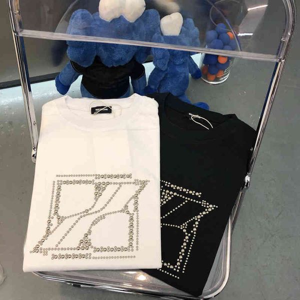 designer men's t-shirt 2022 early spring fashion brand heavy industry square standard rivet men's and women's loose short sle, White;black
designer men's t-shirt 2022 early spring fashion brand heavy industry square standard rivet men's and women's loose short sle, White;black