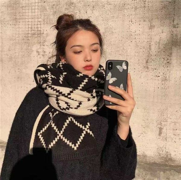 korean scarf winter warm rectangular stripe grey jacquard winter warp knitted scarf lady's scarf, Blue;gray
korean scarf winter warm rectangular stripe grey jacquard winter warp knitted scarf lady's scarf, Blue;gray