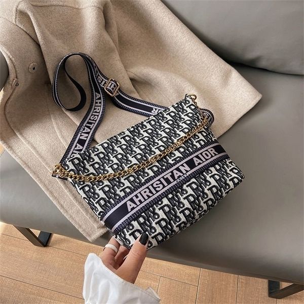 53% off online sale online net red female fashion trend embroidery chain small single diagonal
53% off online sale online net red female fashion trend embroidery chain small single diagonal
