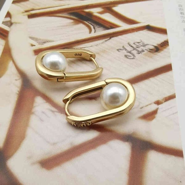 2022 factory wholesale new pearl small exquisite sense ear clip texture high version earrings women's net red simple 1ebj, Golden
2022 factory wholesale new pearl small exquisite sense ear clip texture high version earrings women's net red simple 1ebj, Golden