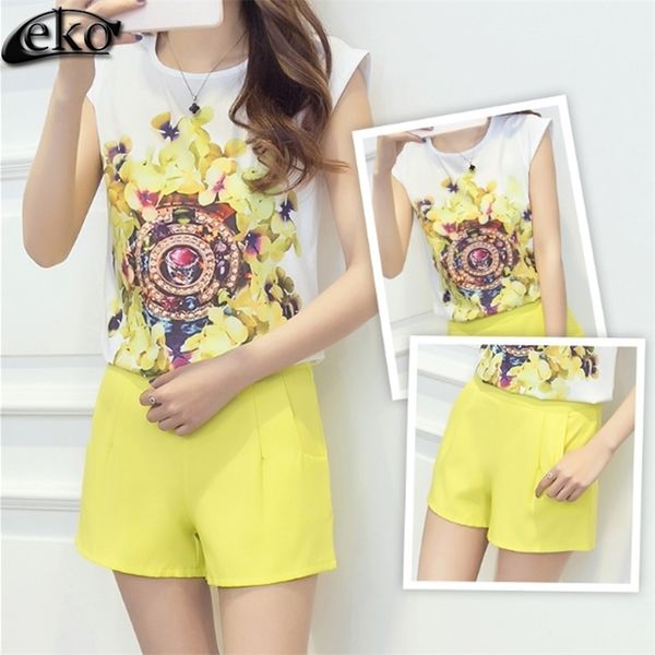new fashion suit for women summer 2 piece clothing set casual printed chiffon and shorts 2 piece set for women sets t200325, White
new fashion suit for women summer 2 piece clothing set casual printed chiffon and shorts 2 piece set for women sets t200325, White